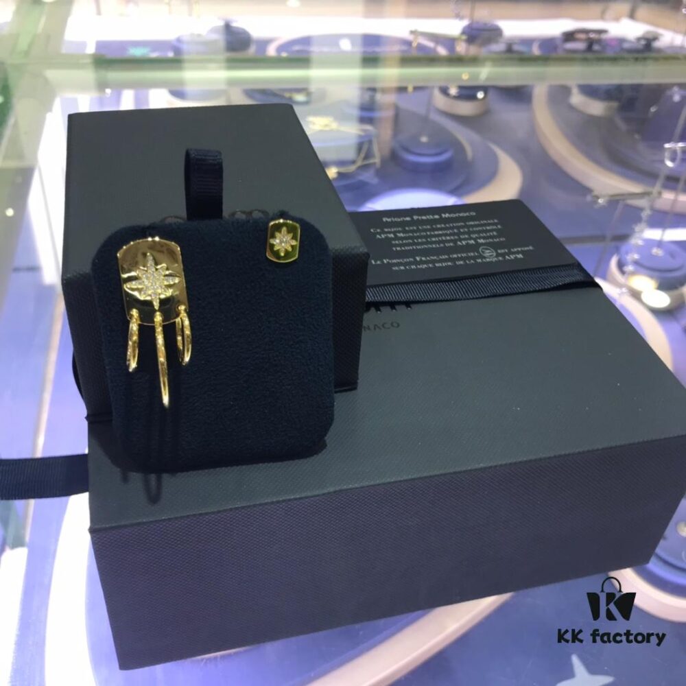 October New Arrival 🌟 A Brand MONACO Asymmetric Multi-Ring Earrings, Square Plate Design, Stylish Lightweight Luxury Vintage Look