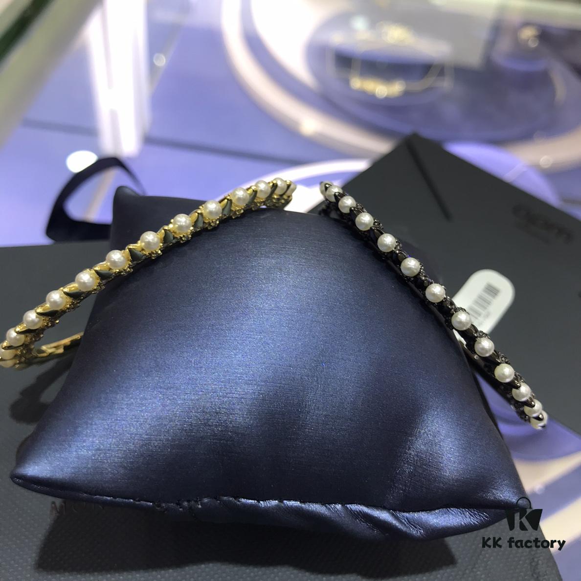 A Family Monaco Rivet Pearl Bracelet for Women, Unique Minimalist Design Jewelry for Friends and Couples
