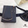 A Monaco Smile Necklace and Bracelet Set