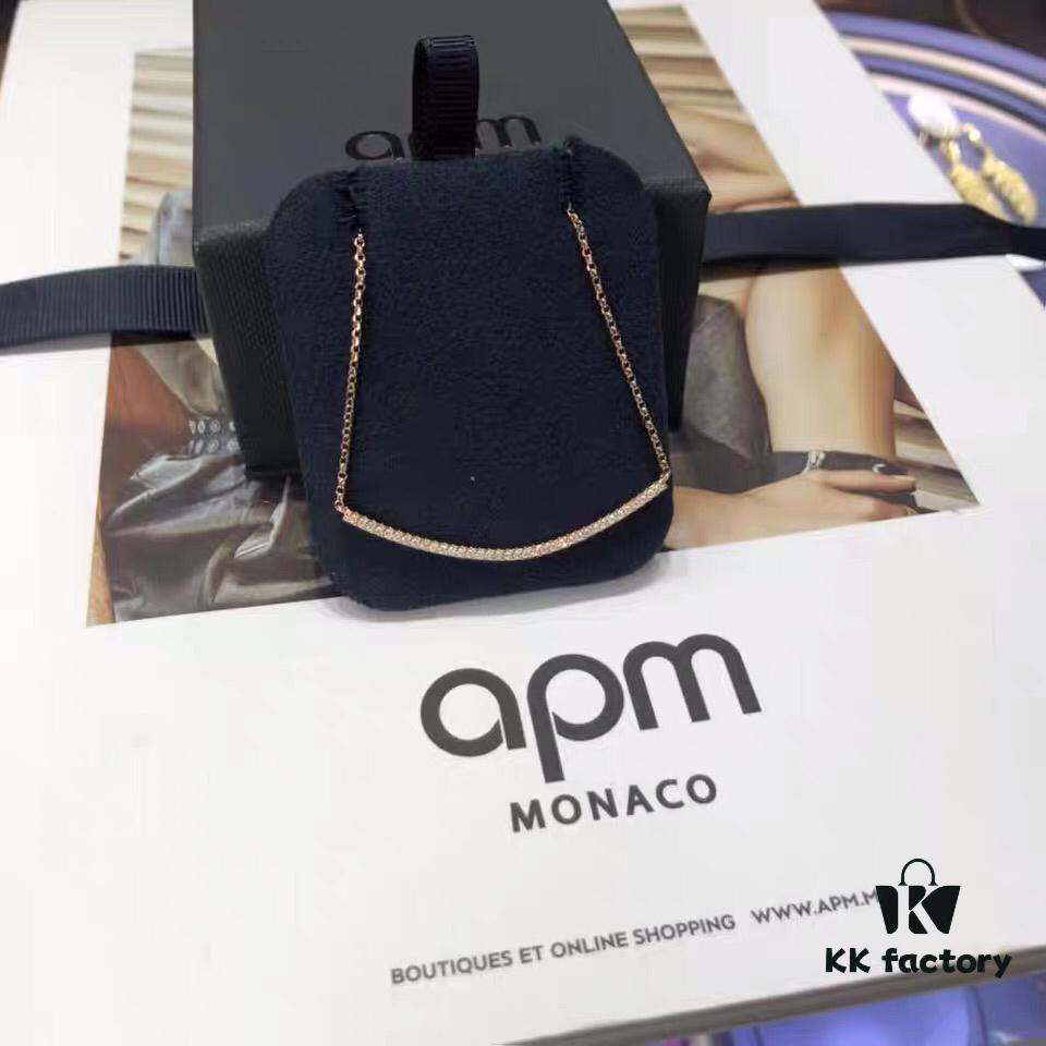 A Monaco Smile Necklace and Bracelet Set