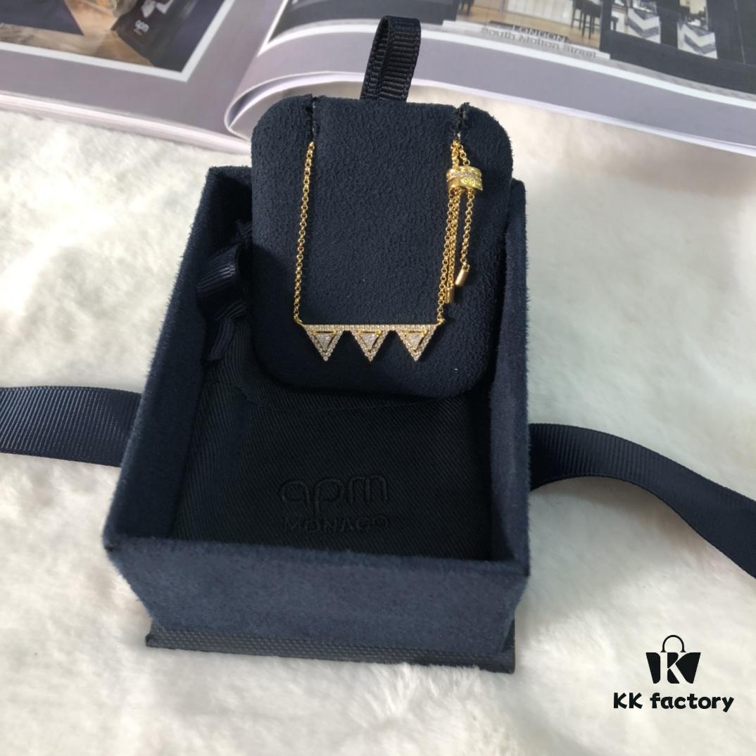 692feacd99f2d84055c8cbb2 A Brand Monaco Triangle Necklace, Stylish and Minimalist Design, Versatile and Elegant, Ideal Gift Choice