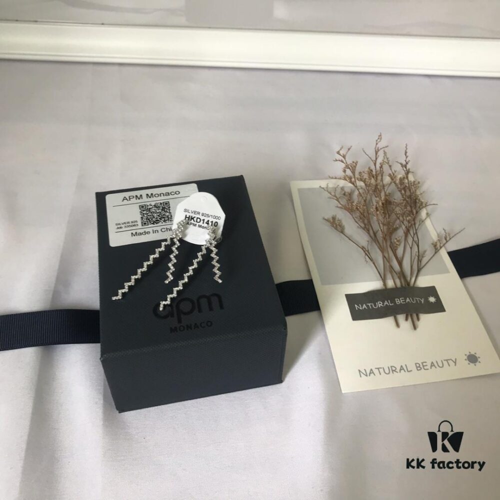 A Family Monaco Wave Cross Double Line Stud Earrings