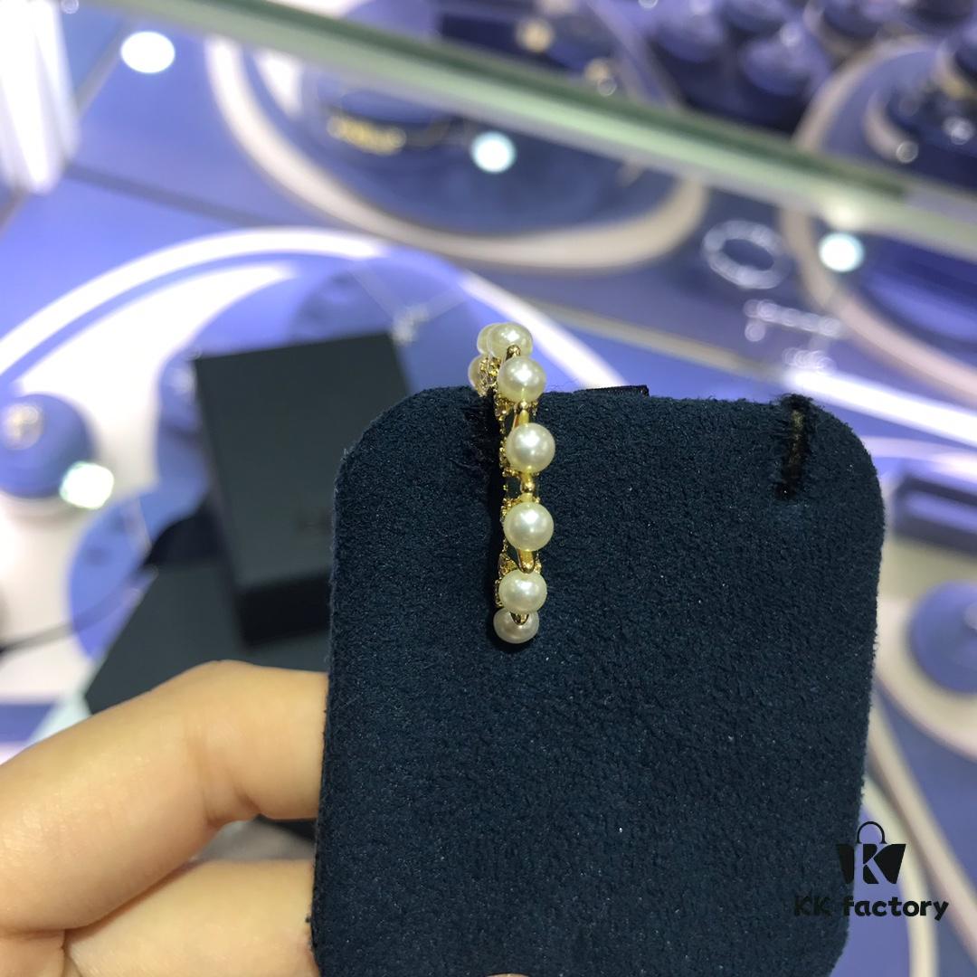 692feaf899f2d84055c8cbf3 January New Arrival💗 APM Monaco Rivet Earrings with Pearl, Large and Small Clip-On Earrings, Stylish, Elegant and Sophisticated Jewelry, Perfect Gift for Couples