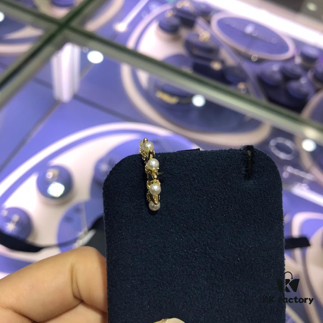 692feaf999f2d84055c8cbf4 January New Arrival💗 APM Monaco Rivet Earrings with Pearl, Large and Small Clip-On Earrings, Stylish, Elegant and Sophisticated Jewelry, Perfect Gift for Couples