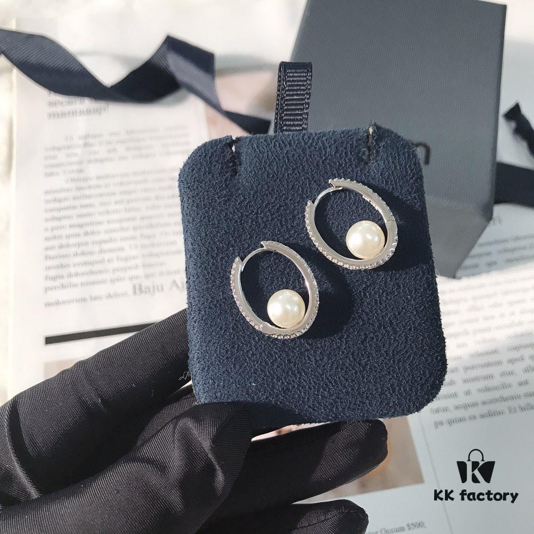 692feb3a99f2d84055c8cc5a December New Arrival 💗 A-Monaco Hoop Earrings with Ethereal Pearls for Women, Fashionable and Stylish Design Ear Studs