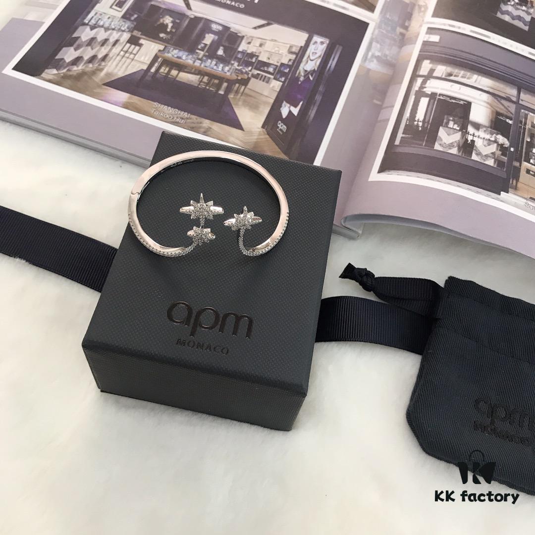 APM Monaco Three-Stone Bracelet. 8361120