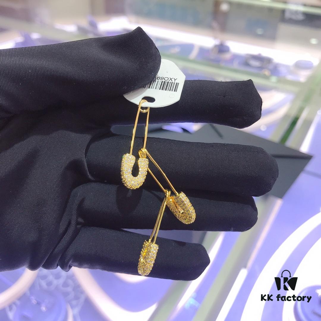 692febb699f2d84055c8cd21 A's Monaco Golden Pin Earrings, December New Arrival