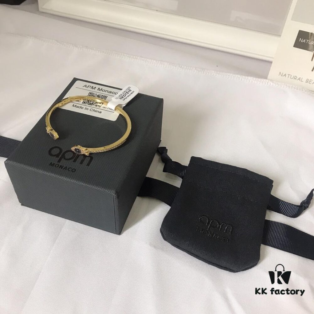 692febf699f2d84055c8cd83 APM Monaco Little Fish Bracelet, Stylish and Minimalist Design, Perfect Gift Choice