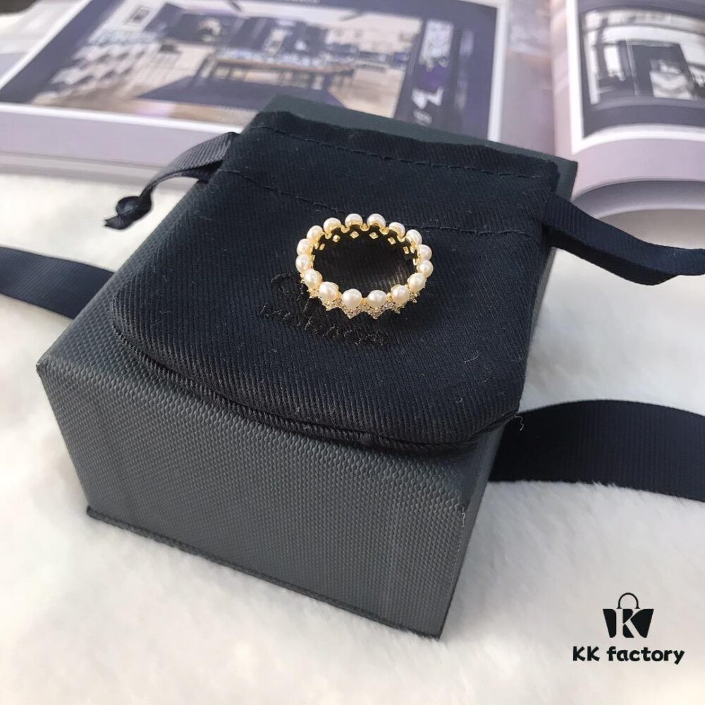 692febfc99f2d84055c8cd88 APM Monaco Pearl Wave Ring, Vintage-Inspired Fashion Statement, Trendy and Versatile Jewelry for Women