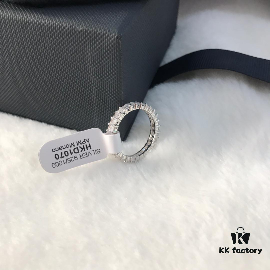 692fec1e99f2d84055c8cdce APM Monaco Rectangular Zircon Ring, Stylish and Minimalist Design, Versatile Fashion Jewelry for Women
