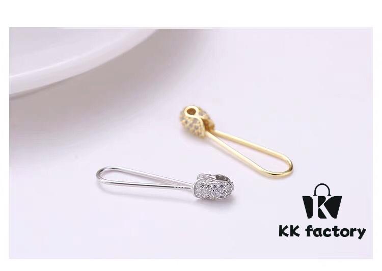 692fec3a99f2d84055c8ce00 APM Monaco Pin Stud Earrings, Fashionable and Minimalist Design, Elegant and Versatile Small Exquisite Women's Style