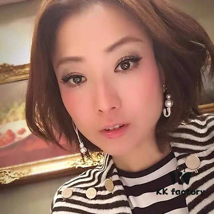 692fec4099f2d84055c8ce0f APM Monaco Pearl Pin Earrings, Stylish and Versatile Fashion Design, Wearable in Multiple Ways