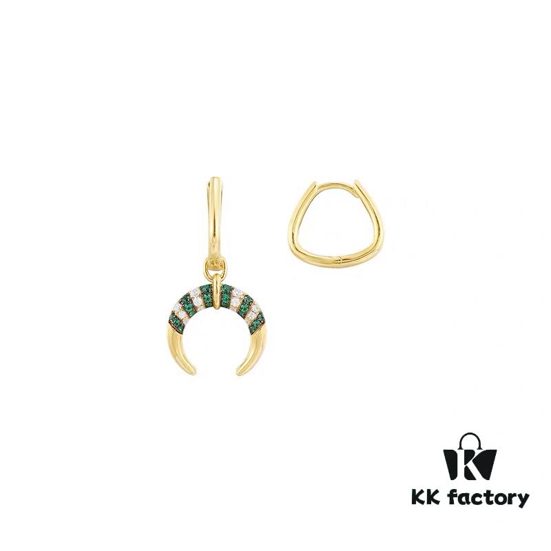 692fec6199f2d84055c8ce52 APM Monaco Colorful Tribal Asymmetric Earrings, Stylish and Trendy, Versatile Fashion Statement Piece