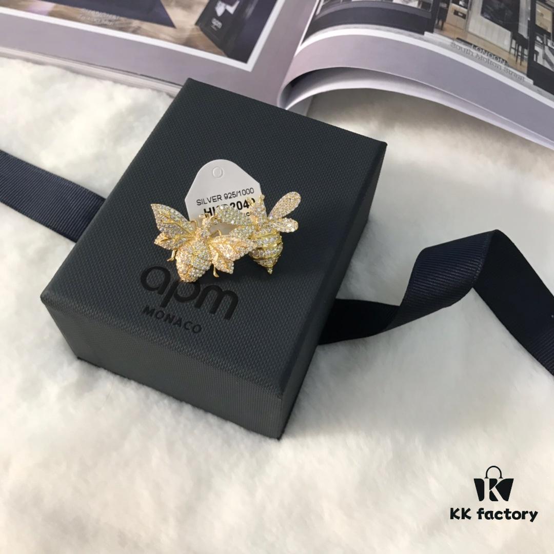 APM Monaco Bee Necklace and Stud Earrings – Original Set, New Release, Stylish and Trendy, Vintage INS Fashion, Versatile Design