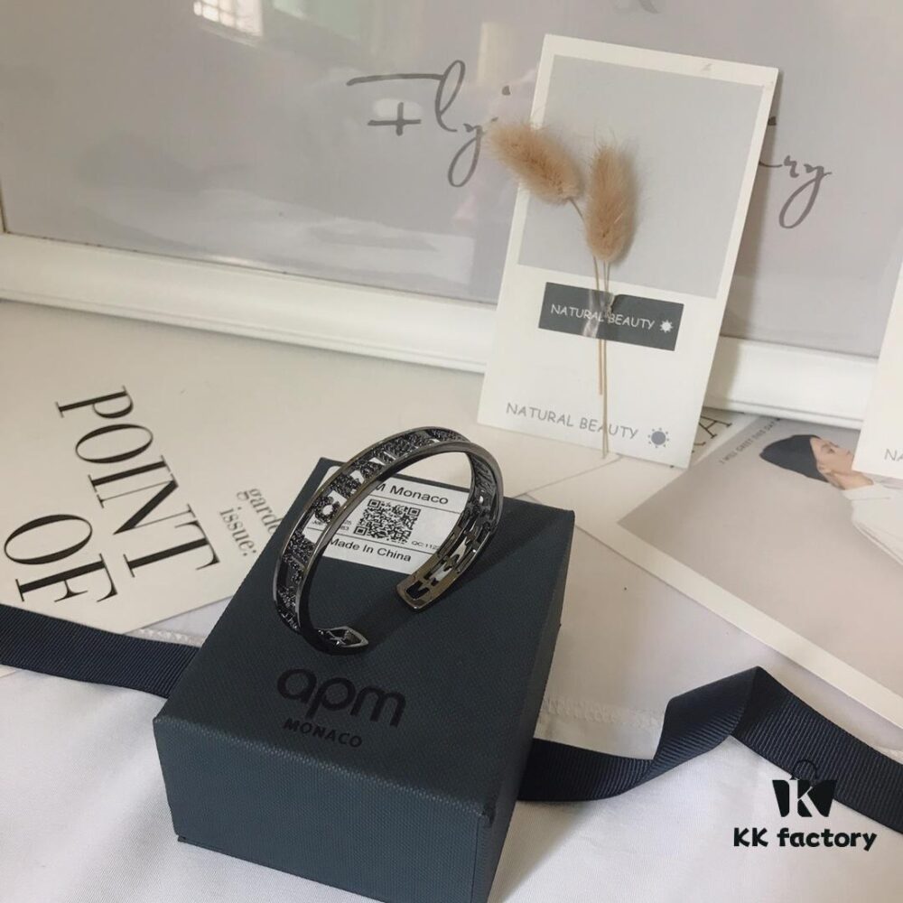 692fecad99f2d84055c8cf04 APM Monaco Letter Bracelet, Fashionable and Versatile, Instagram-Worthy Minimalist Style, Women's Bracelet