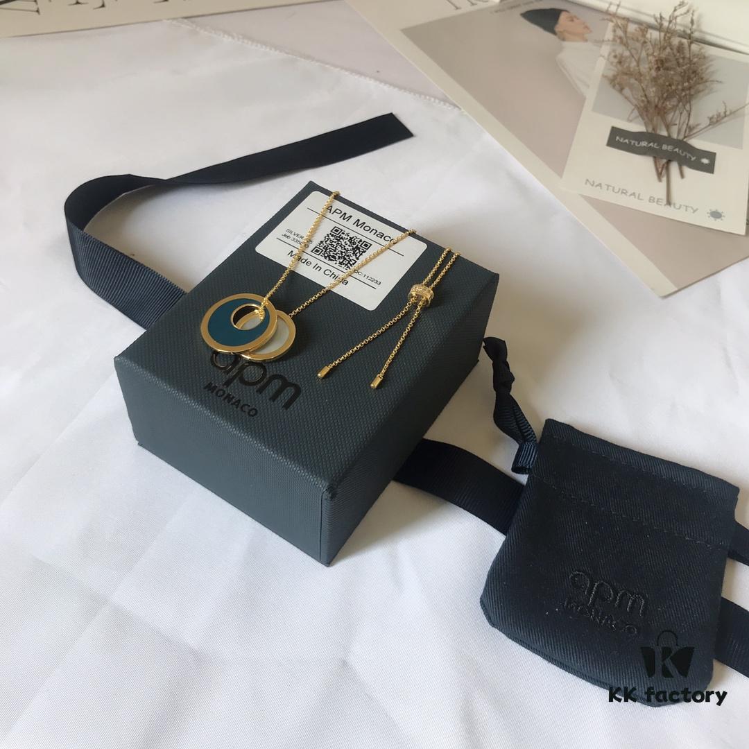 692fece399f2d84055c8cf70 APM Monaco Navy Enamel and White Mother-of-Pearl Necklace, Minimalist Retro Elegant High-End Pendant