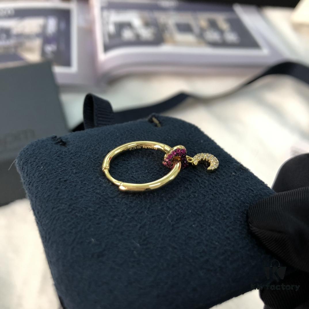692feced99f2d84055c8cf88 APM Monaco Single Heart Moon Earring - Stylish and Trendy, Ins-style Cool and Minimalist Design
