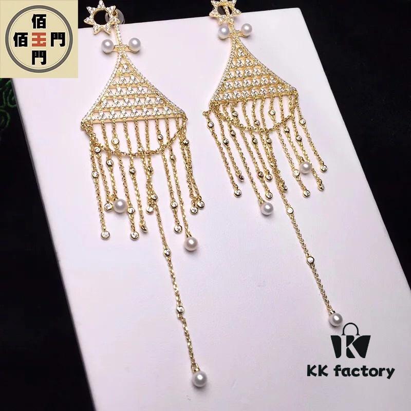 APM Monaco Triangle Tassel Earrings, Stylish and Trendy Women's Jewelry, Perfect Gift Choice