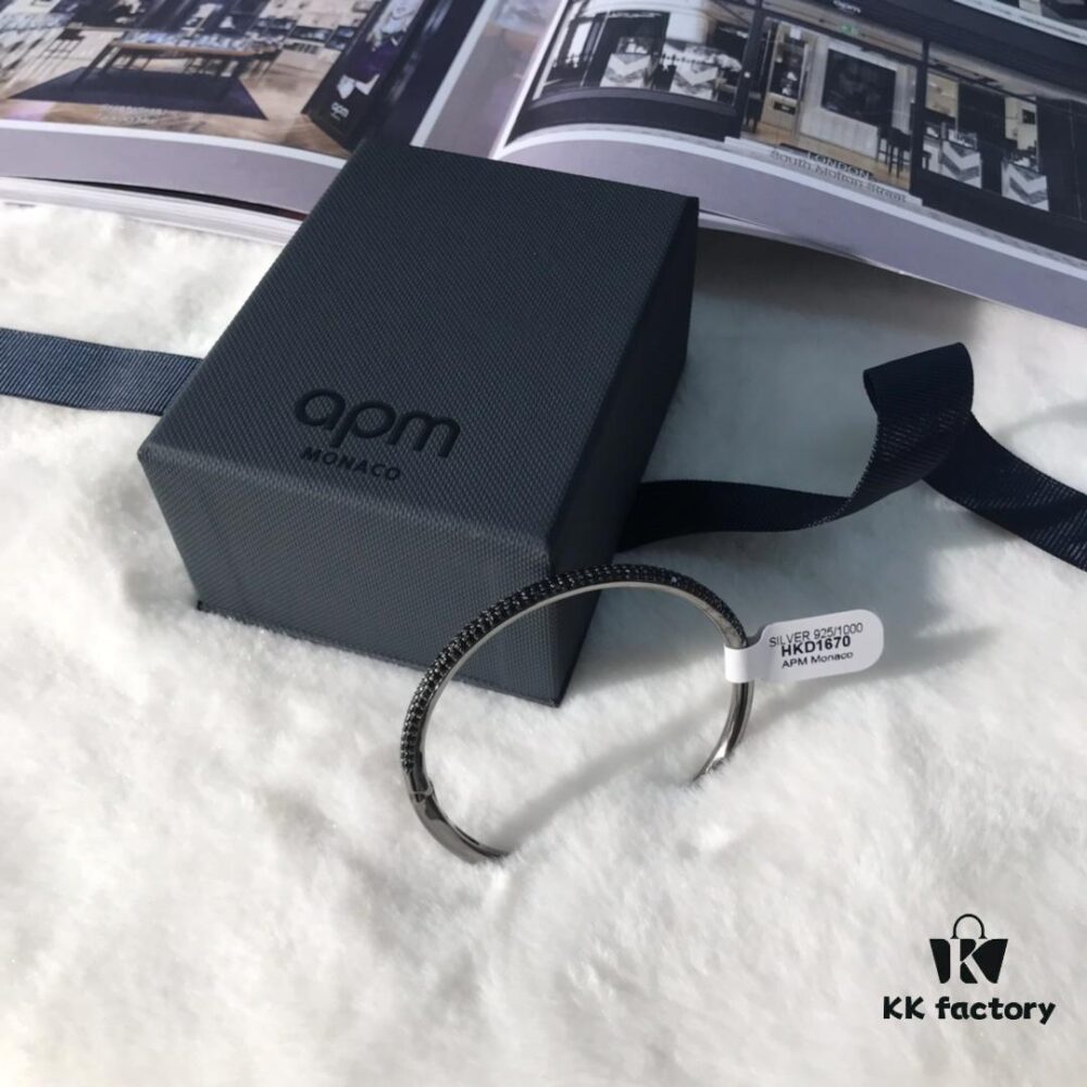692fed1e99f2d84055c8cfeb APM Monaco Rhinestone Bracelet, Minimalist Fashionable and Versatile Design, Perfect Gift for Girlfriend or Lover, Essential Daily Accessory