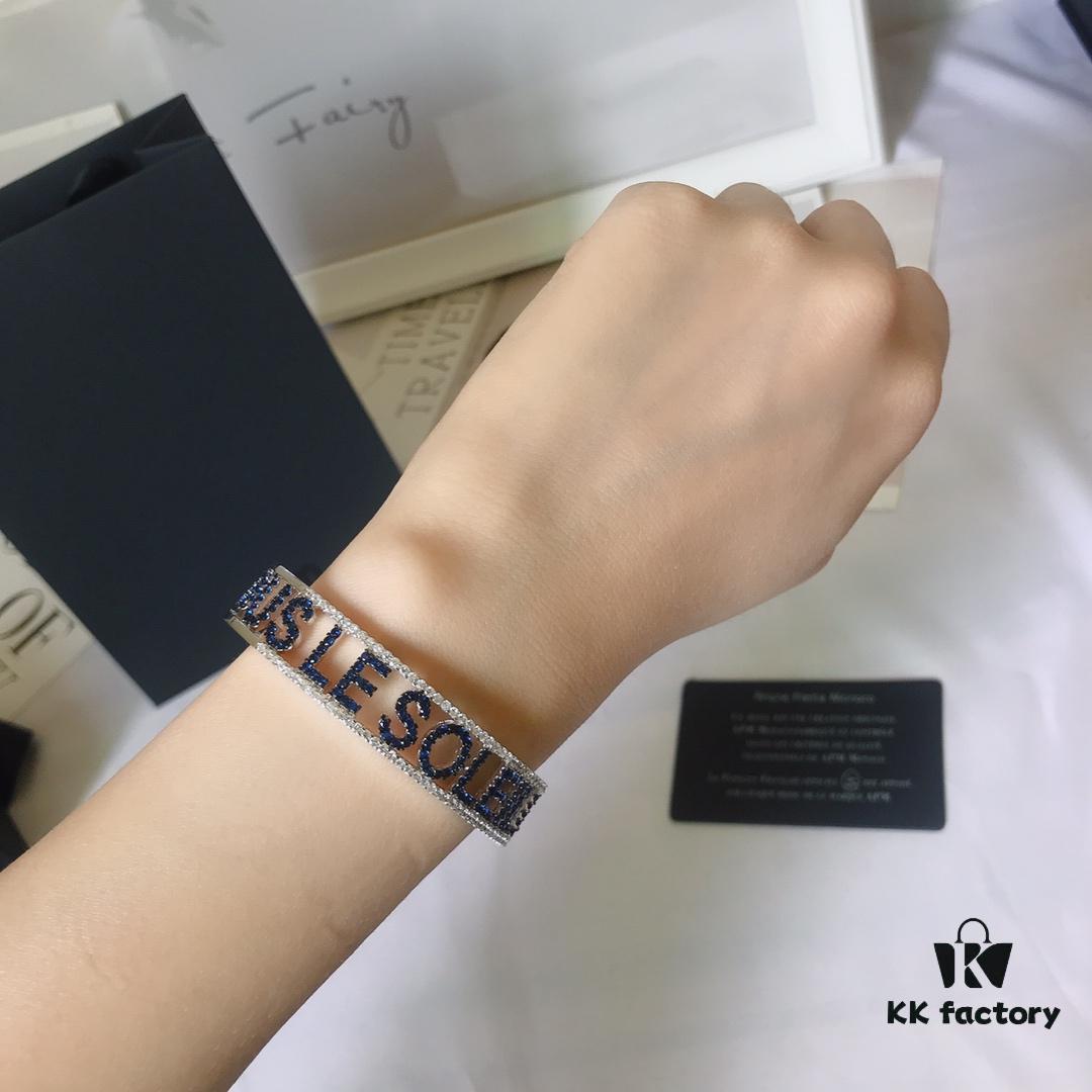 692fed3f99f2d84055c8d02c APM Monaco Letter Bracelet, Stylish and Minimalist Design, Versatile and Elegant, Ideal Gift Choice