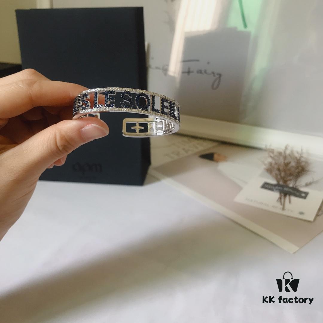 692fed4199f2d84055c8d02f APM Monaco Letter Bracelet, Stylish and Minimalist Design, Versatile and Elegant, Ideal Gift Choice