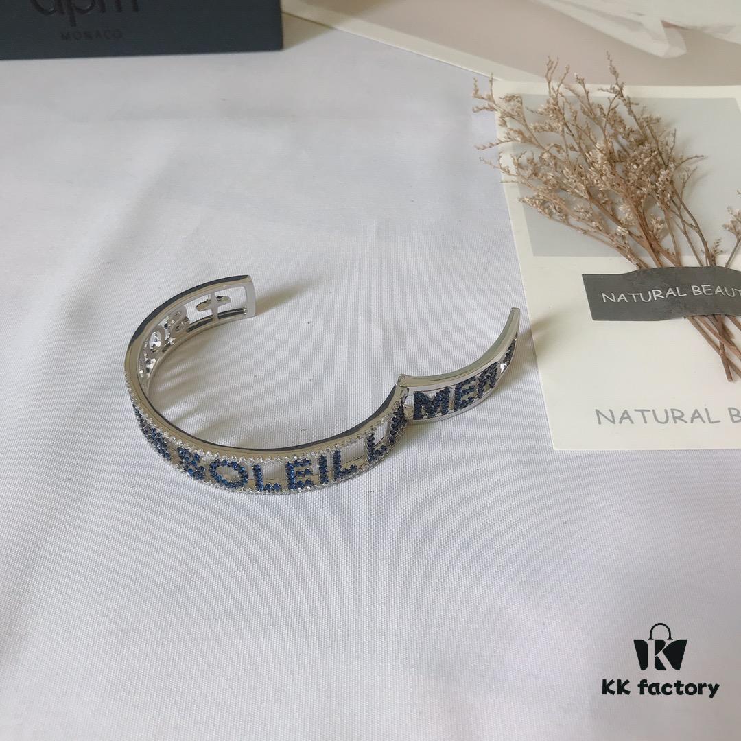 692fed4199f2d84055c8d031 APM Monaco Letter Bracelet, Stylish and Minimalist Design, Versatile and Elegant, Ideal Gift Choice