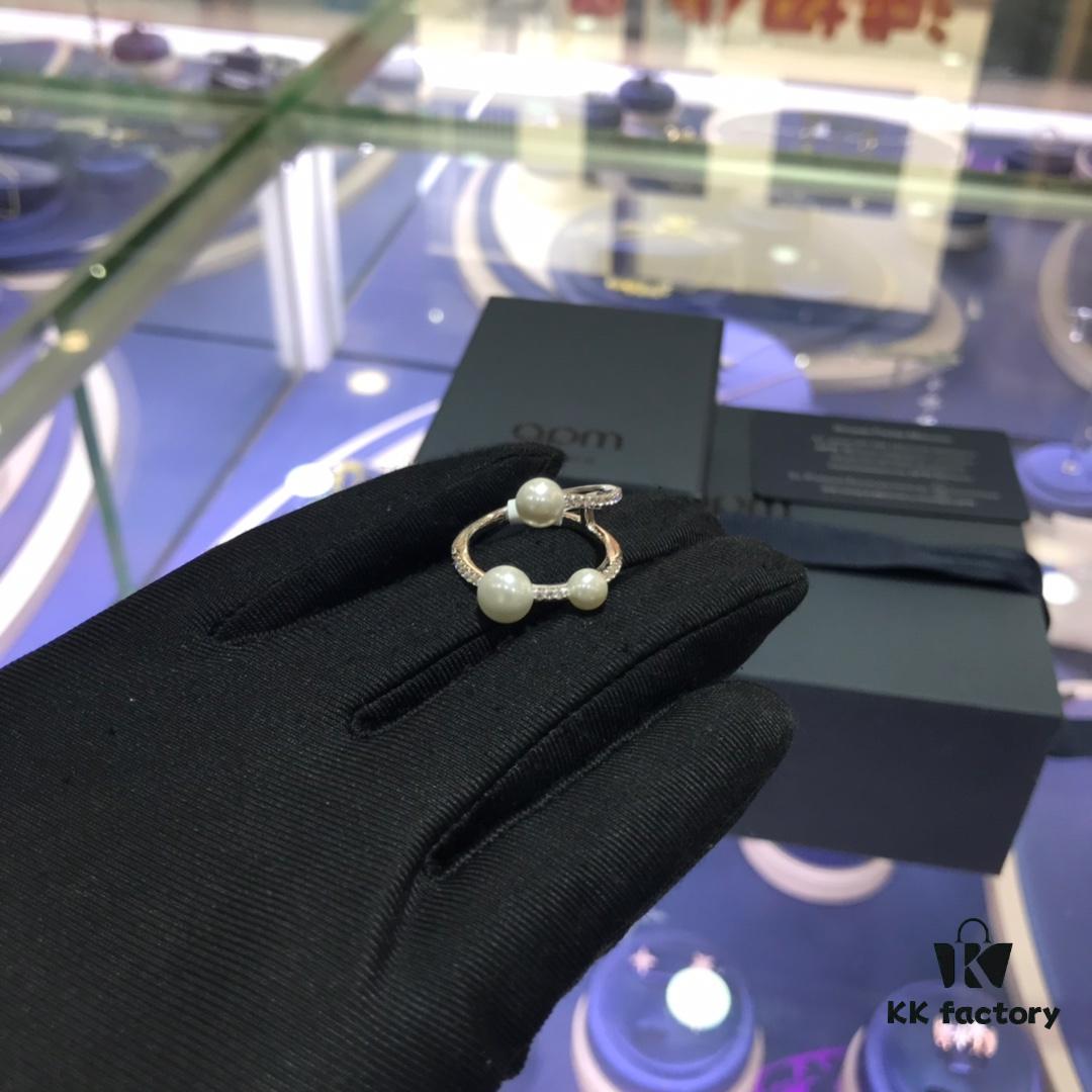 692fedea99f2d84055c8d177 APM Monaco Pearl Ring for Women, Sterling Silver Index Finger Adjustable Open Ring, Vintage and Elegant Design