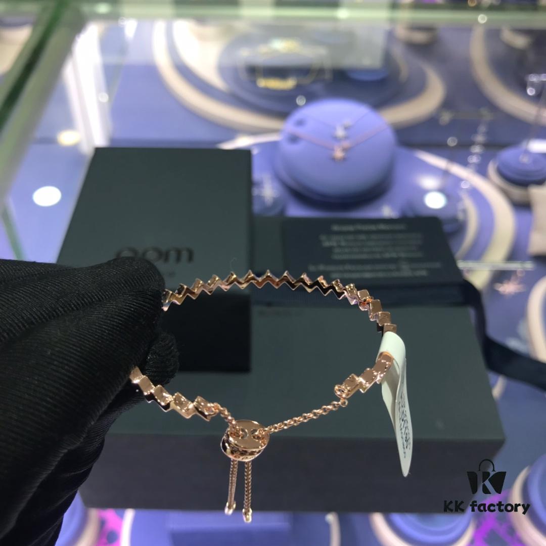 692fee2c99f2d84055c8d1f0 APM Monaco Purple Zircon Wave Bracelet, Minimalist and Stylish, Ins-style Fresh and Versatile Design
