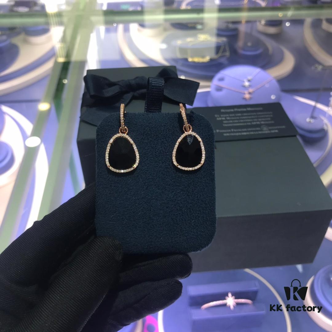 692fee3699f2d84055c8d1fe APM Monaco White Mother-of-Pearl Earrings for Women, Romantic and Elegant Urban Dangle Earrings 0658095