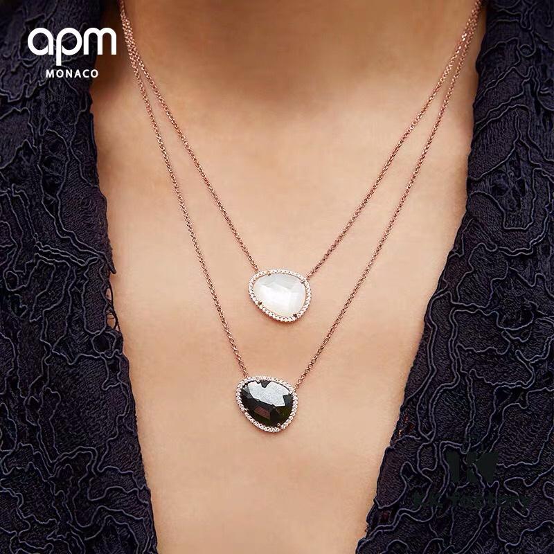 692fee5699f2d84055c8d23b APM Monaco Crystal White Mother-of-Pearl Necklace for Women, Fashionable Collarbone Chain Accessory for Stylish Best Friends