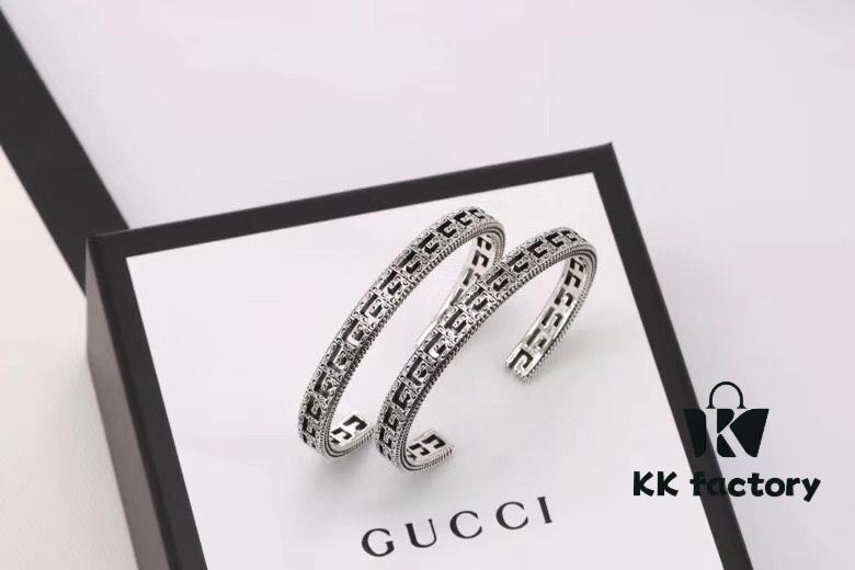 692fee7199f2d84055c8d273 Gucci Men's and Women's Openwork Square G Design Unisex Bracelet in 925 Silver