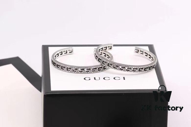 692fee7599f2d84055c8d279 Gucci Men's and Women's Openwork Square G Design Unisex Bracelet in 925 Silver
