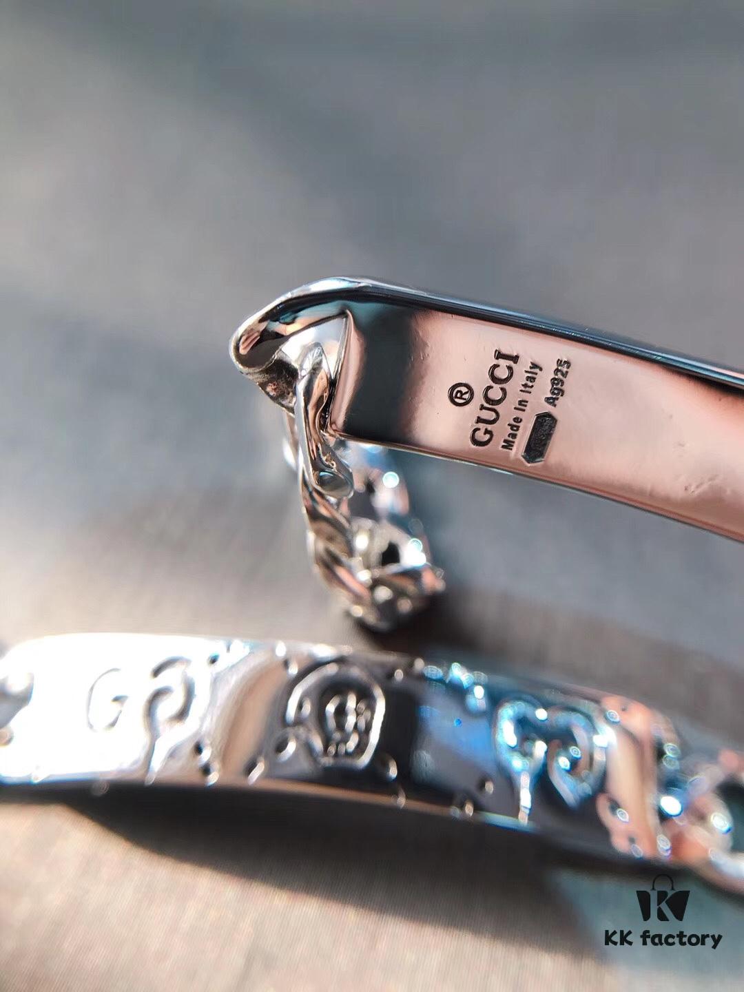 692feea399f2d84055c8d2c9 Gucci Skull Couple Bracelet, Cabinet-Synchronized Material, 925 Sterling Silver with Exquisite Clasp Detail, Nearly Perfect Condition
