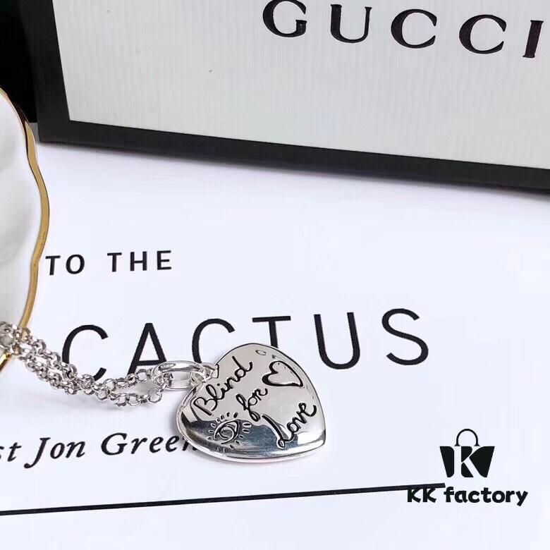 692feee699f2d84055c8d333 Xiaohongshu Viral Hit! Upgraded High-End Quality Gucci 'Love Fearless' Double-Sided Pattern Bird Flower Couple Necklace