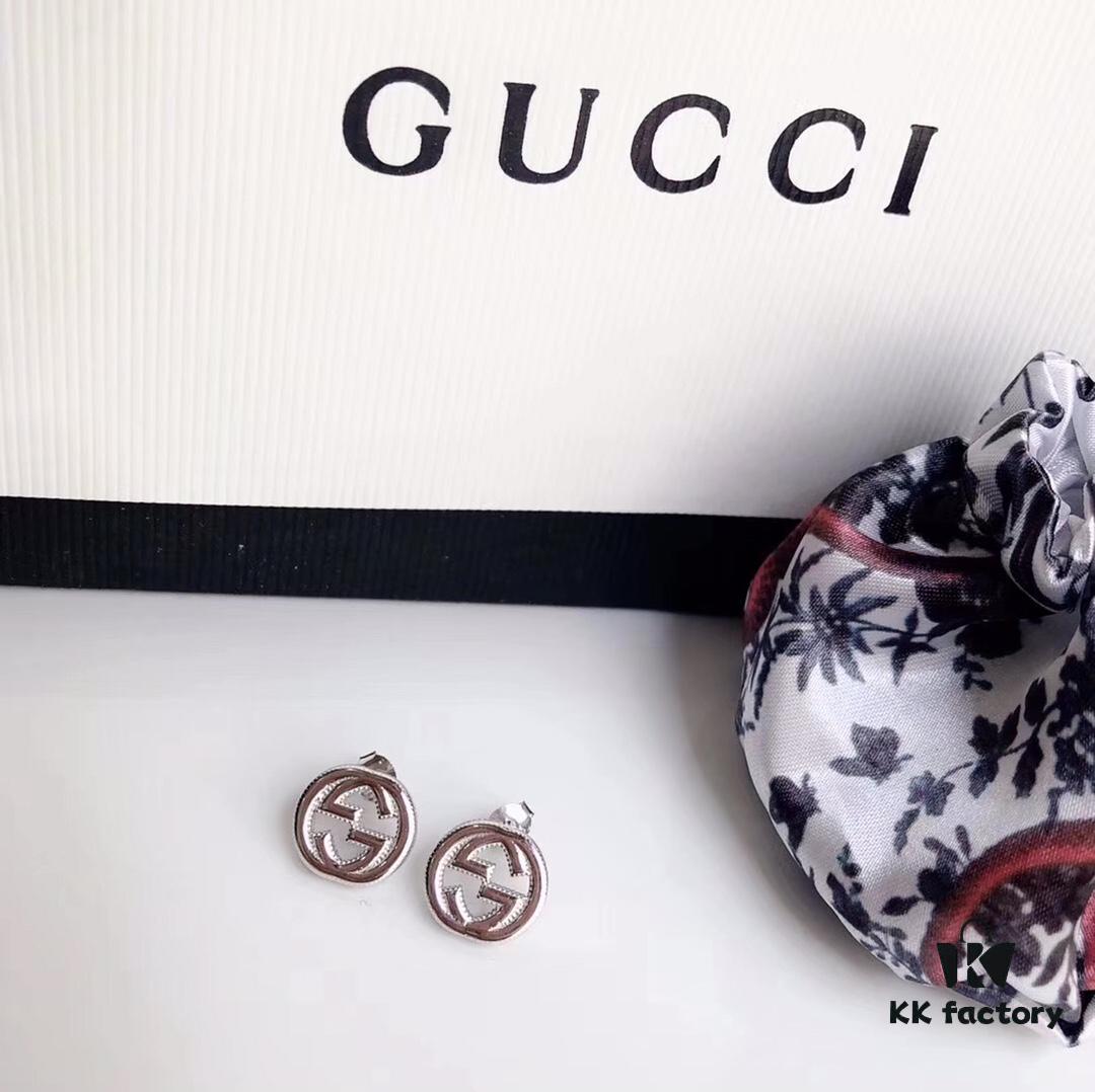 692feef299f2d84055c8d34a New Arrival Gucci Double G Stud Earrings