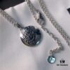 692feef499f2d84055c8d34c Gucci Loyalty Tiger Head Necklace with Double-Sided Pattern