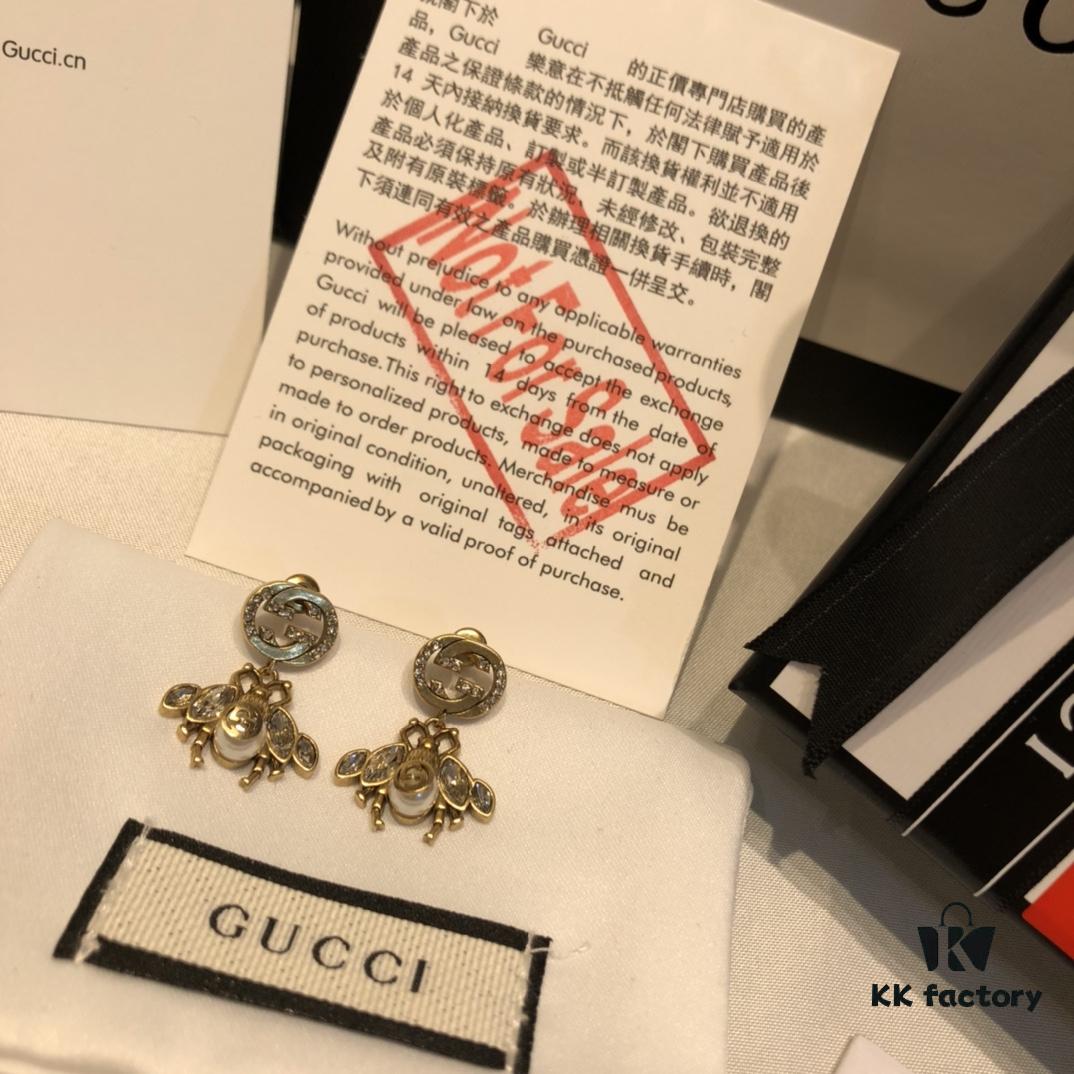 692fef3999f2d84055c8d3c4 GUCCI Diamond-Paved Double G Pearl Bee Stud Earrings