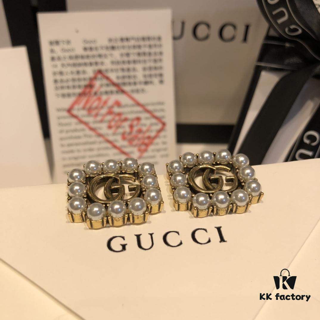 692fef5599f2d84055c8d3f1 GUCCI Pearl Double G Stud Earrings