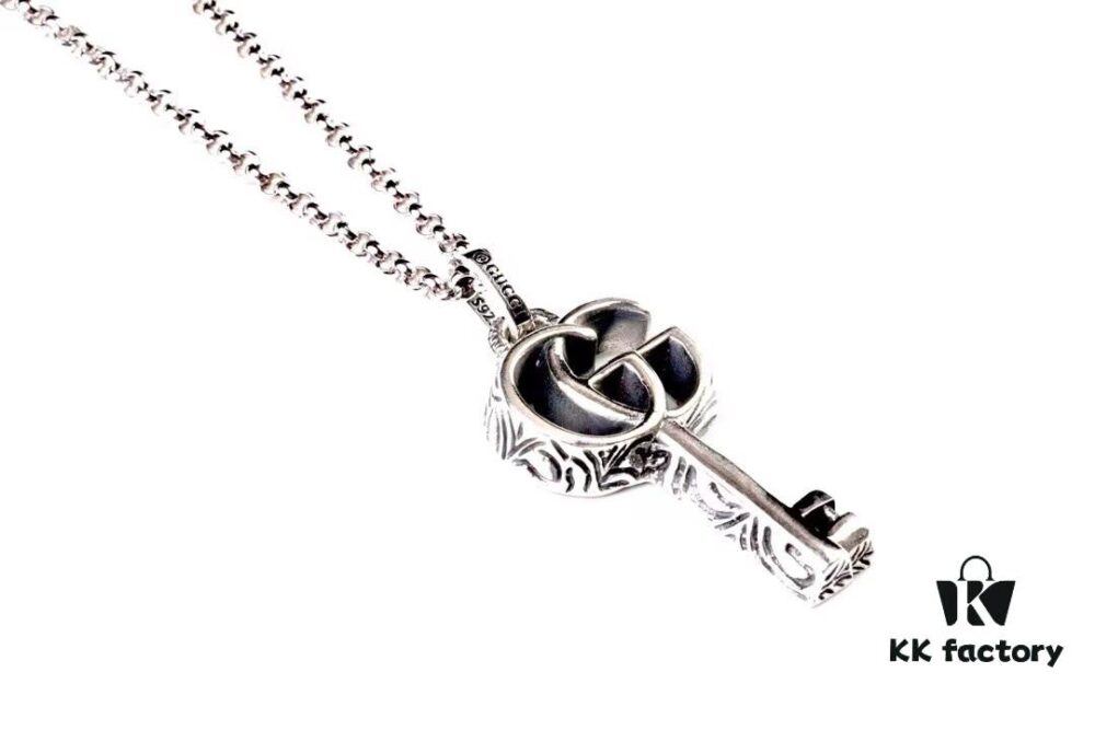 692fef6e99f2d84055c8d411 New Arrival Gucci Sterling Silver Key Necklace