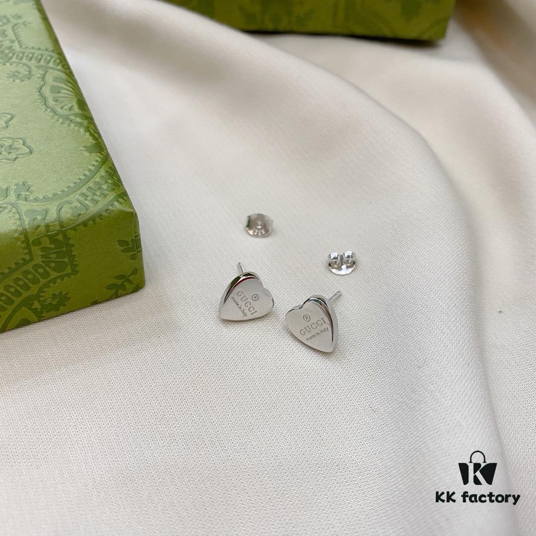Gucci Logo 925 Sterling Silver Heart Stud Earrings