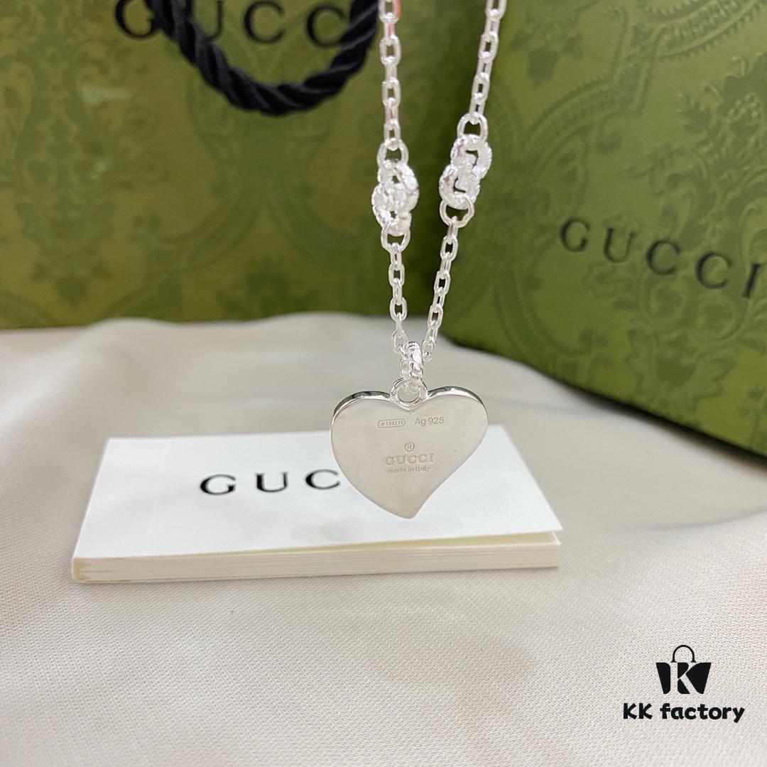 692ff06d99f2d84055c8d604 Gucci Gucci 925 Sterling Silver Interlocking Double G Red Enamel Heart Bracelet