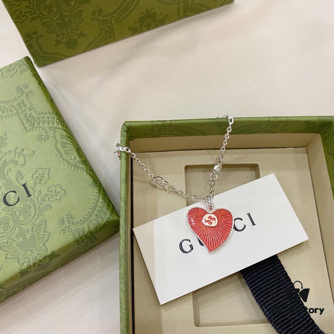 692ff06f99f2d84055c8d607 Gucci Gucci 925 Sterling Silver Interlocking Double G Red Enamel Heart Bracelet