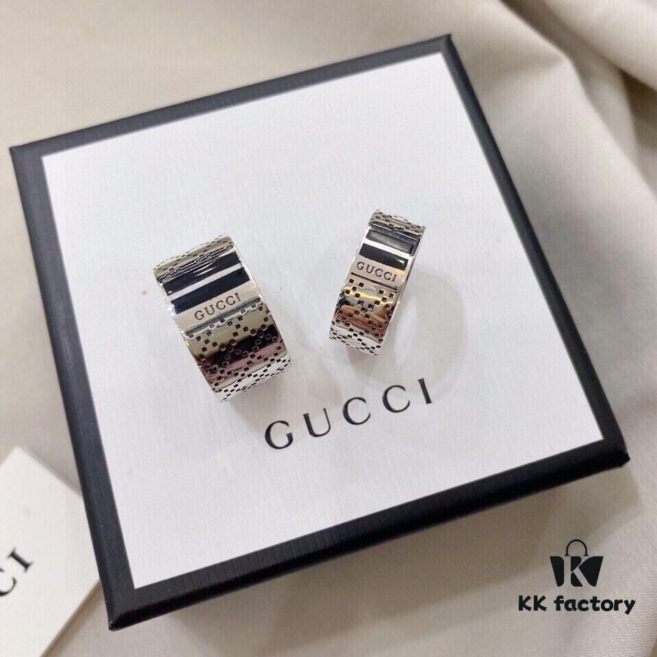692ff09599f2d84055c8d658 Gucci 925 Sterling Silver Black Diamond Quilted Couple's Ring