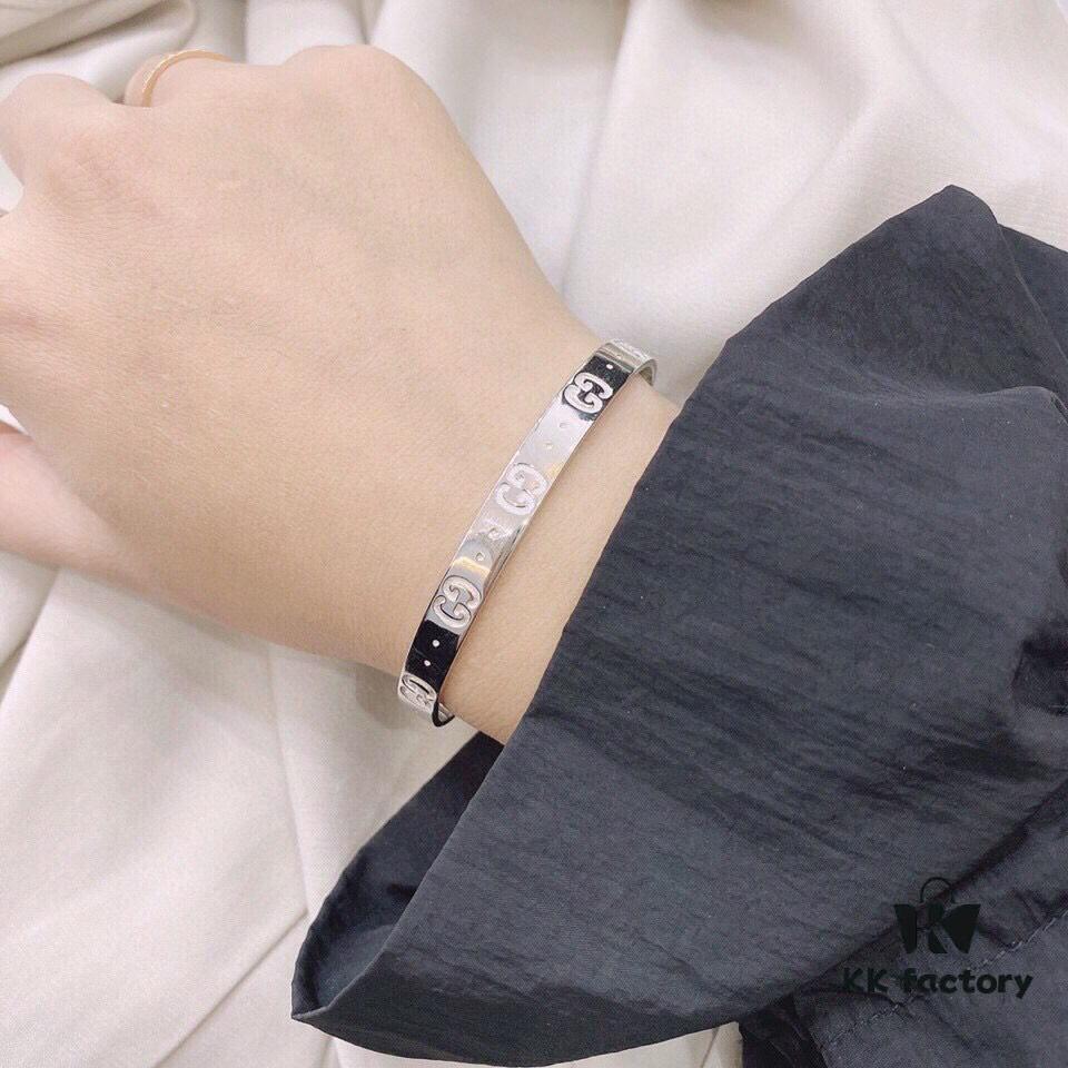 Gucci 925 Sterling Silver Double G Bracelet in White and Yellow Gold Tone
