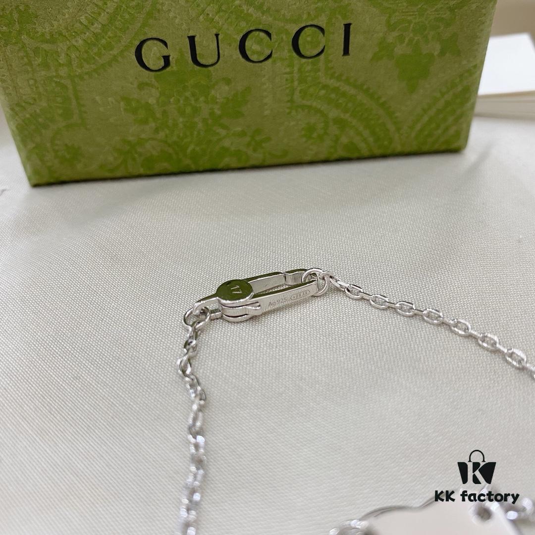 Gucci 925 Sterling Silver Heart Pendant Bracelet