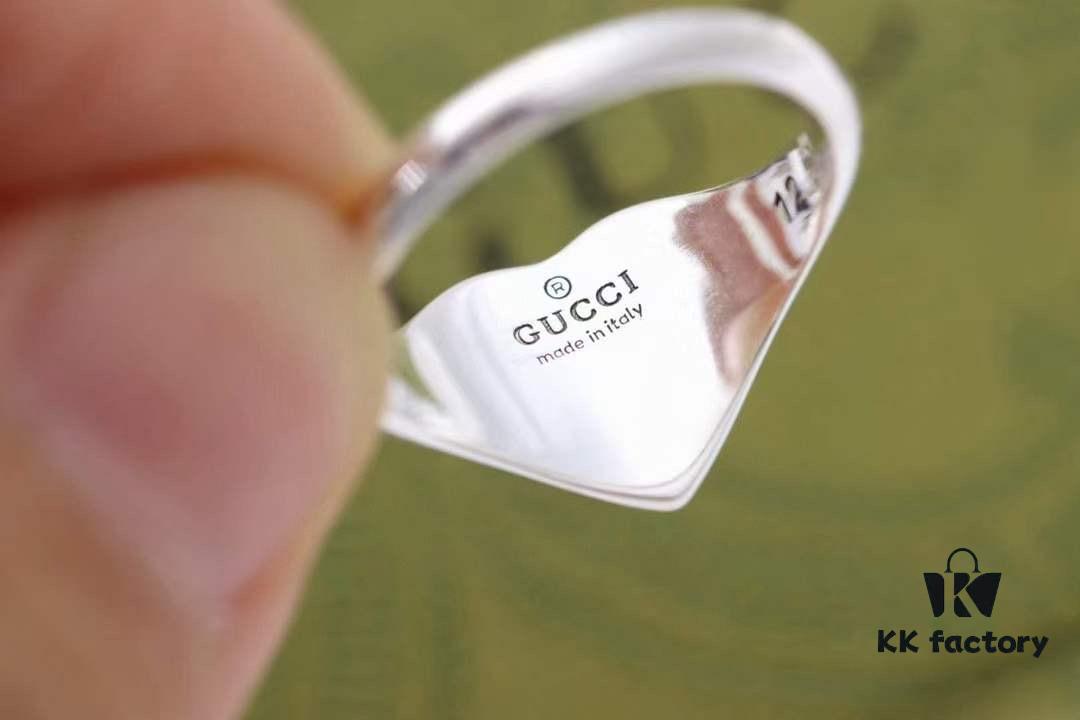 692ff19699f2d84055c8d80b Gucci Interlocking Double G Enamel Heart Fashion Ring