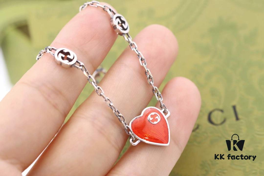 692ff19999f2d84055c8d814 New Arrival💗 Gucci Interlocking Double G Red Enamel Heart Bracelet