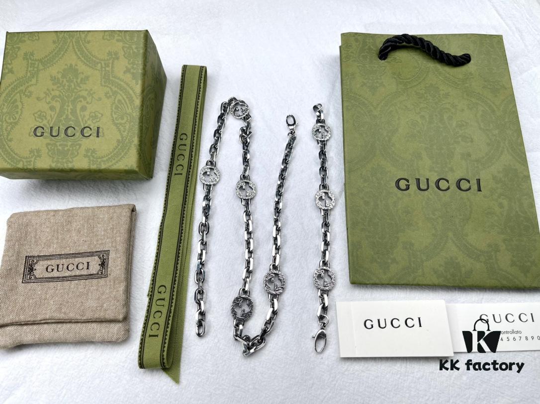 692ff1ae99f2d84055c8d845 Gucci Vintage Enamel G Logo Aged Silver Necklace