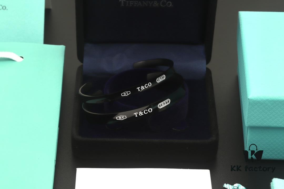 692ff1d199f2d84055c8d895 Valentine's Gift ❤️ Recommended Tiffany 1:1 Replica Titanium 1837 Bangle Bracelet