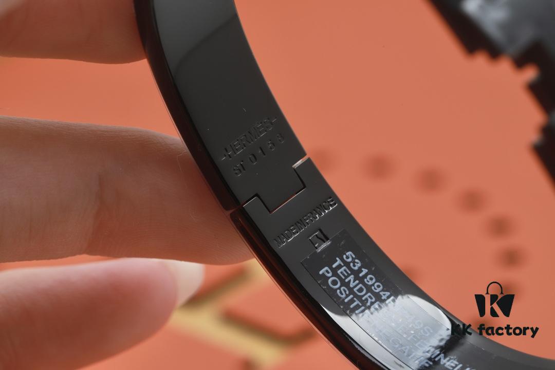 692ff1d599f2d84055c8d89e Valentine's Gift ❤️ Couples Style ✔️ HERMES | Exclusive Launch SO BLACK Matte Black Warrior Bracelet New Hermes Men's Bracelet, So Stylish – Makes a Great Statement of Taste and Offers Exceptional Value